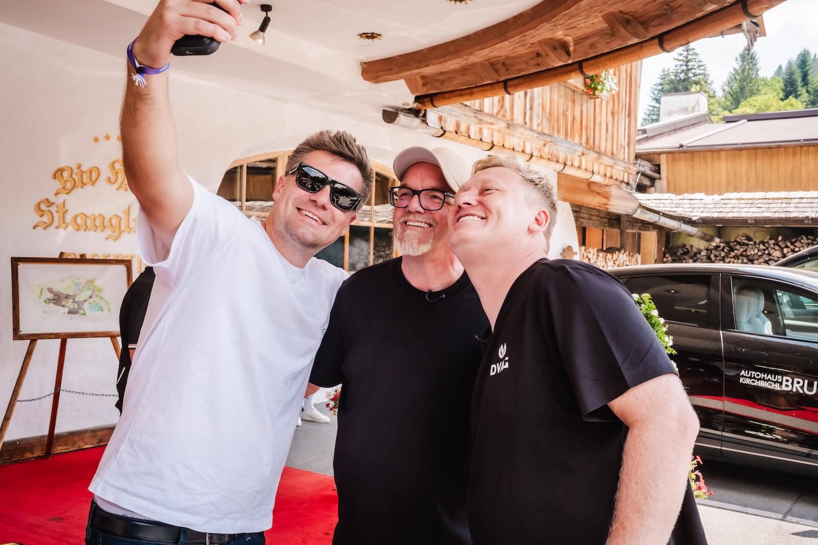 Jens Knossalla, DJ Ötzi, Dustin Burchart